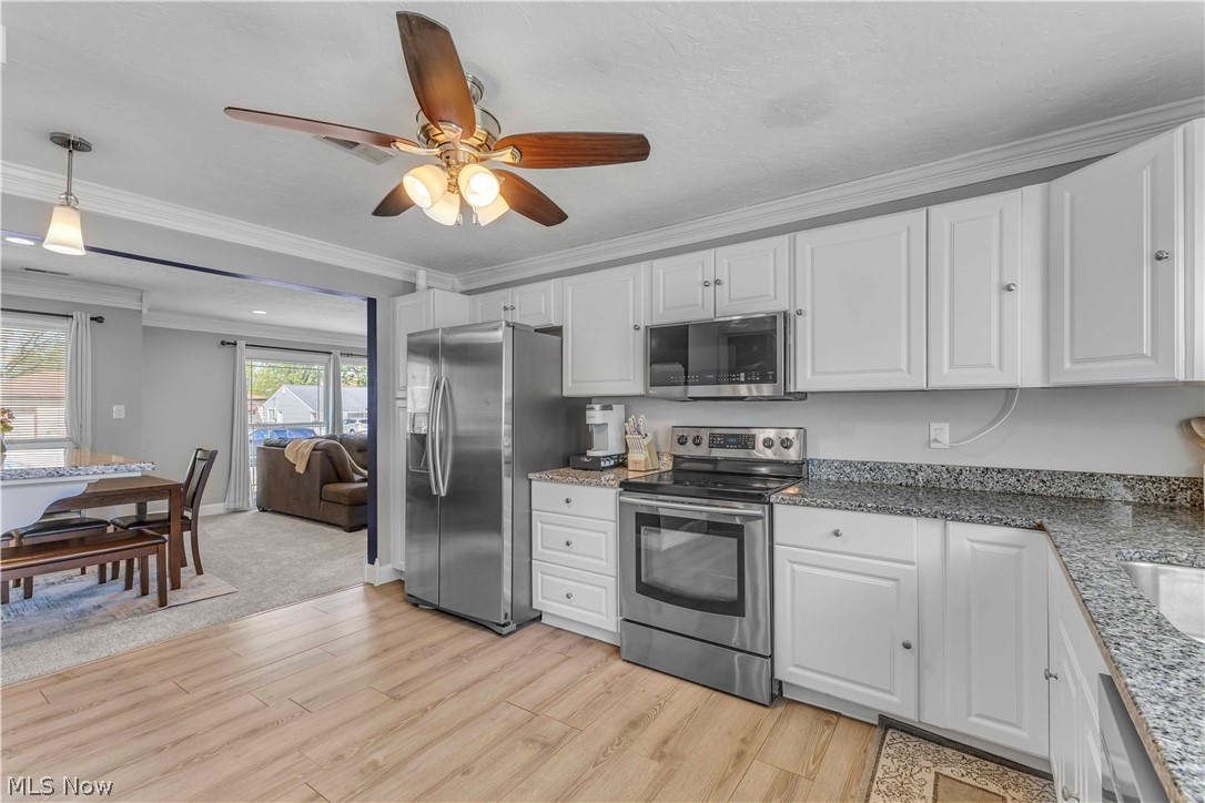 6355 Dellrose Drive Parma Heights OH 44130