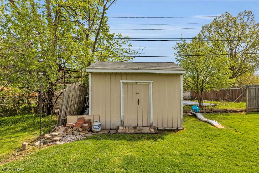 6355 Dellrose Drive Parma Heights OH 44130