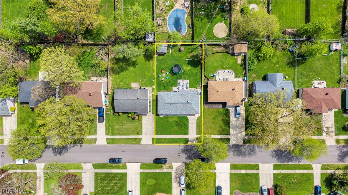6355 Dellrose Drive Parma Heights OH 44130