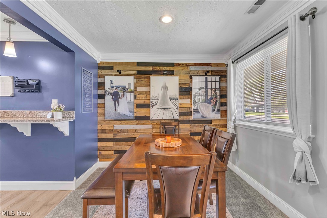 6355 Dellrose Drive Parma Heights OH 44130