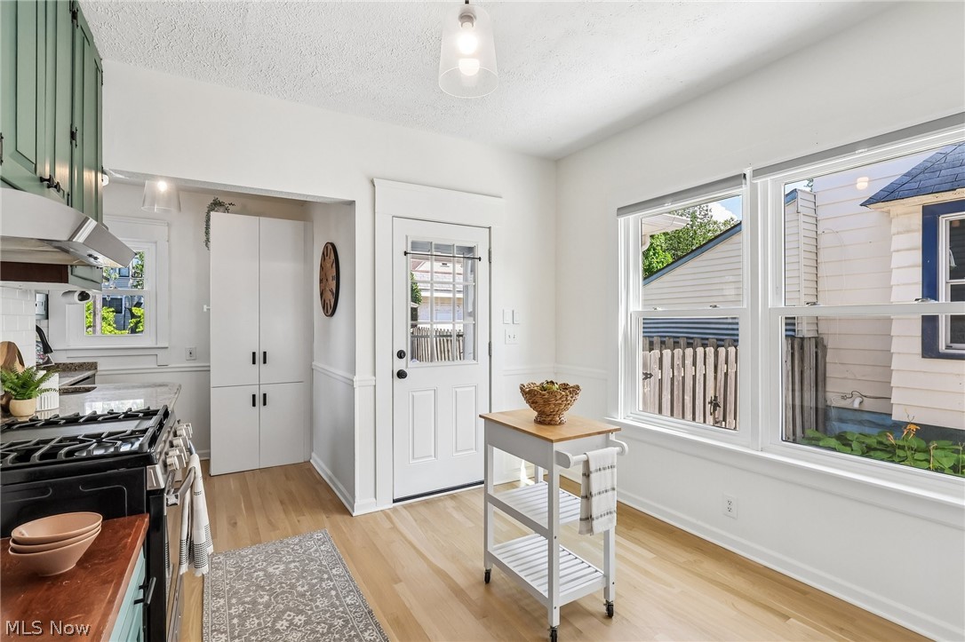 1483 Rosewood Avenue Lakewood OH 44107