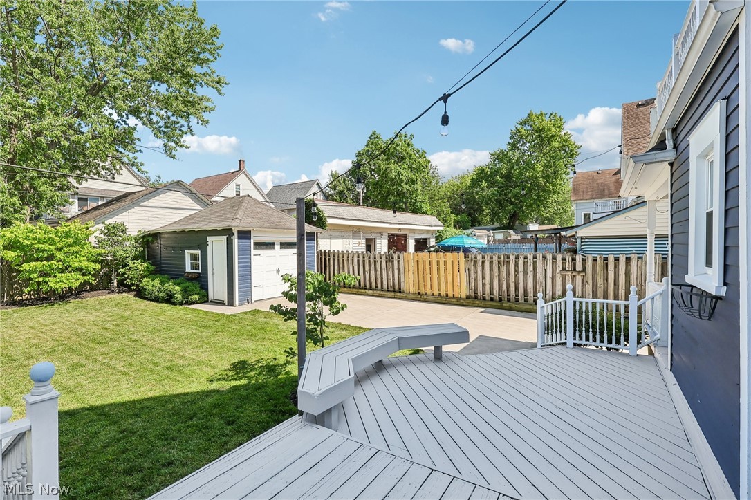 1483 Rosewood Avenue Lakewood OH 44107