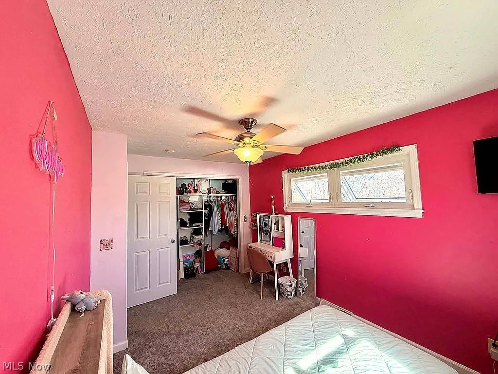 6134 Mahoning Avenue NW Warren OH 44481