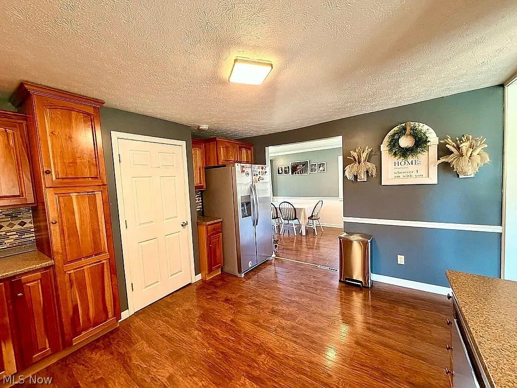 6134 Mahoning Avenue NW Warren OH 44481