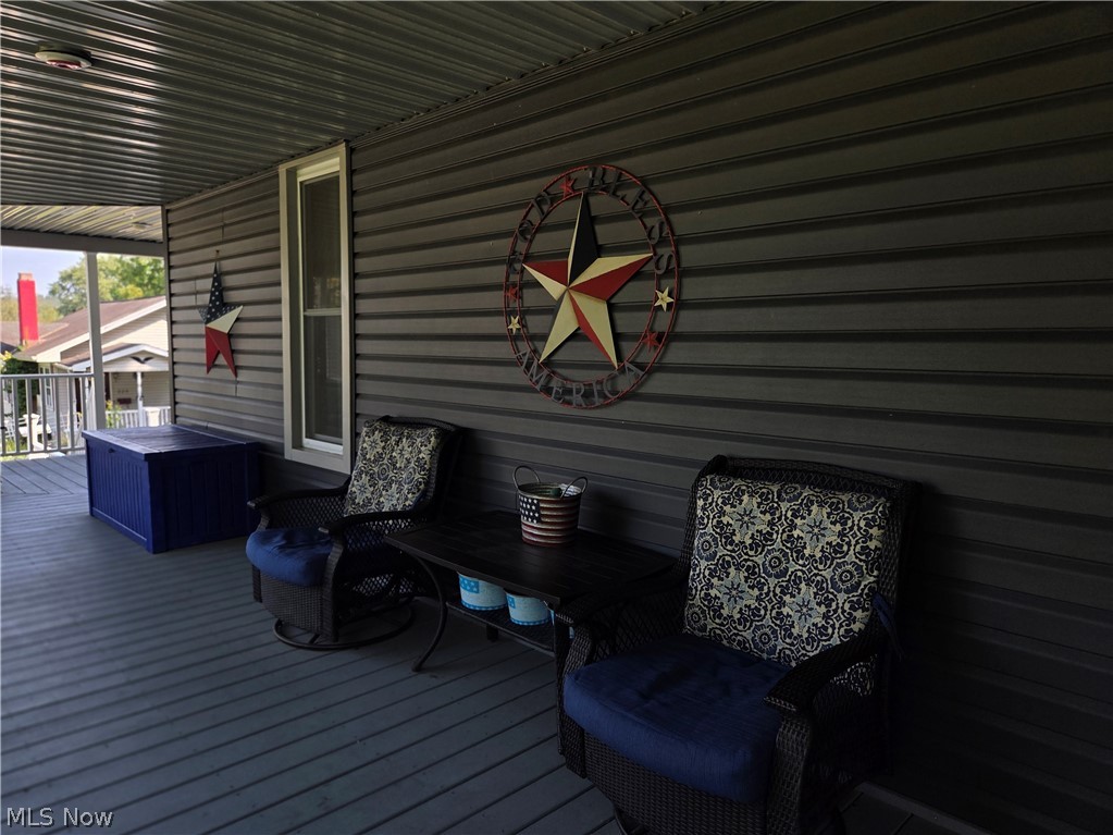 220 S Wardell Street Uhrichsville OH 44683