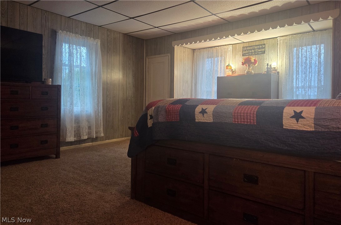 220 S Wardell Street Uhrichsville OH 44683