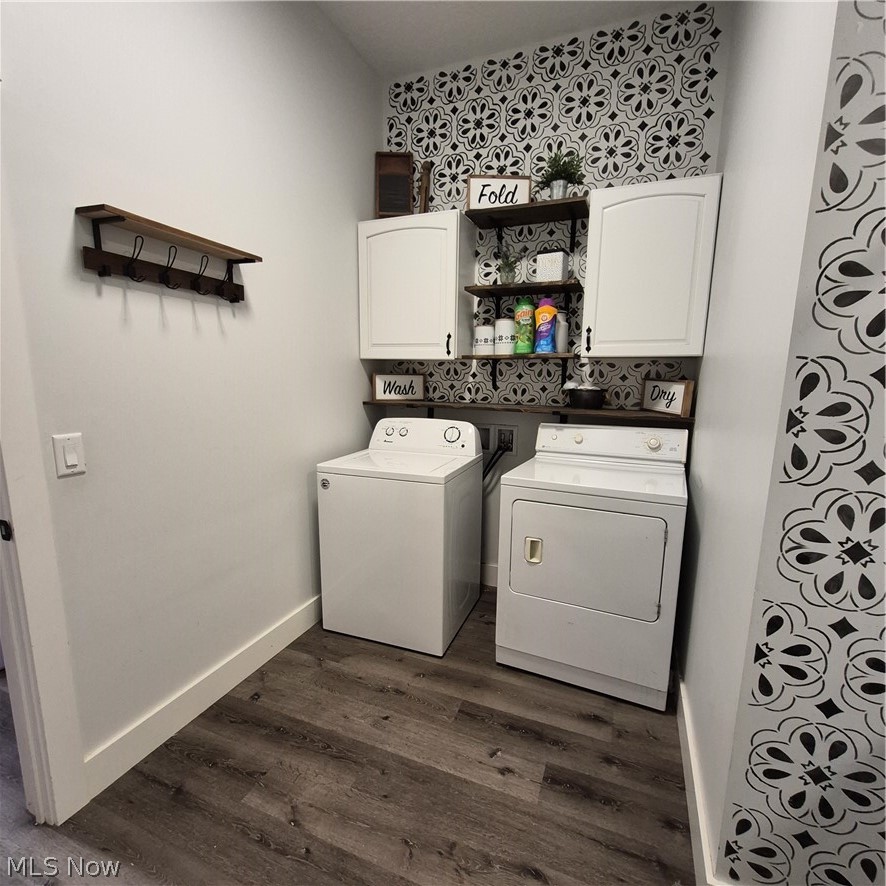 2252 Applegrove Street NE Canton OH 44721