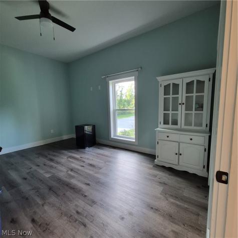 2252 Applegrove Street NE Canton OH 44721