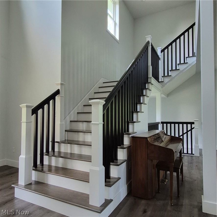 2252 Applegrove Street NE Canton OH 44721