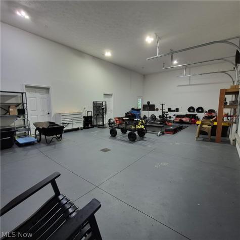 2252 Applegrove Street NE Canton OH 44721