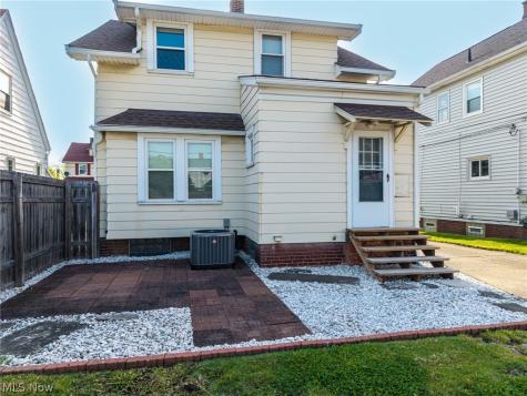4076 W 49 Street Cleveland OH 44144