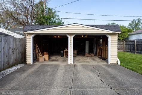 4076 W 49 Street Cleveland OH 44144