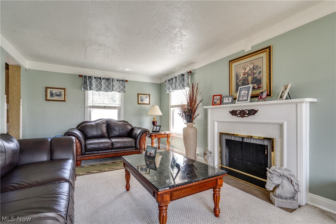 317 30th Street NW Canton OH 44709