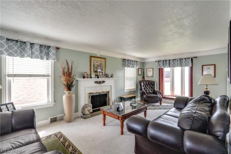 317 30th Street NW Canton OH 44709