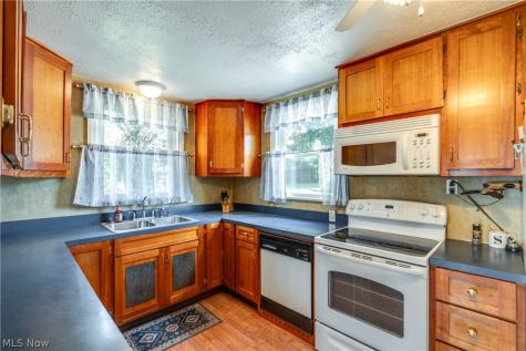 317 30th Street NW Canton OH 44709
