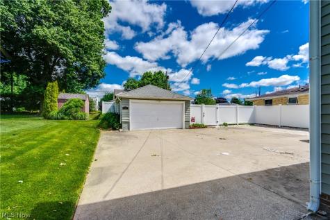 317 30th Street NW Canton OH 44709