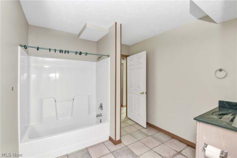 30111 Bonnie View Drive Wickliffe OH 44092