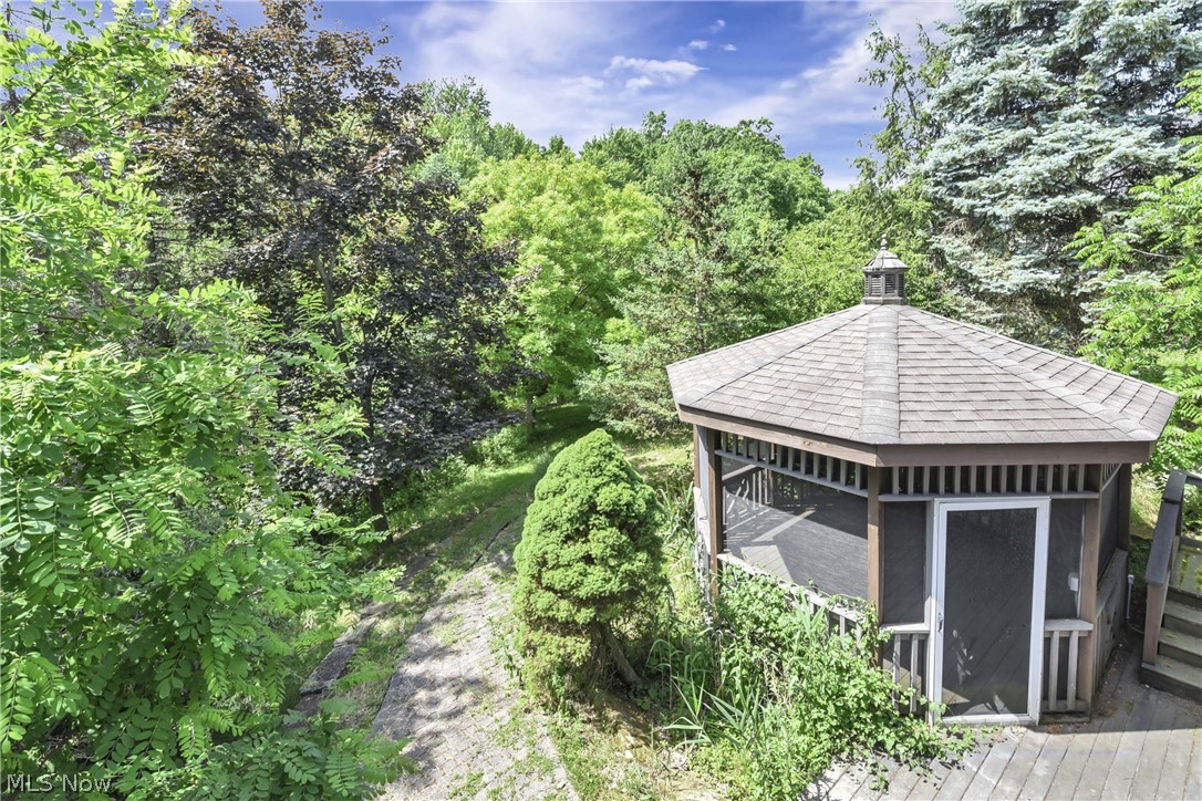 30111 Bonnie View Drive Wickliffe OH 44092