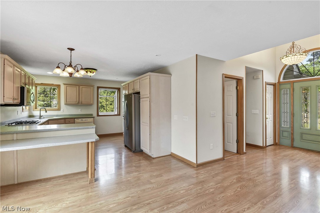 30111 Bonnie View Drive Wickliffe OH 44092