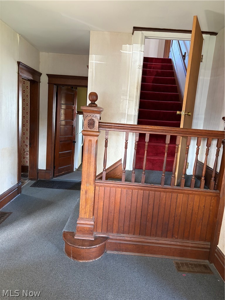 318 4th Street Lowell OH 45744