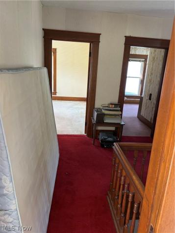 318 4th Street Lowell OH 45744