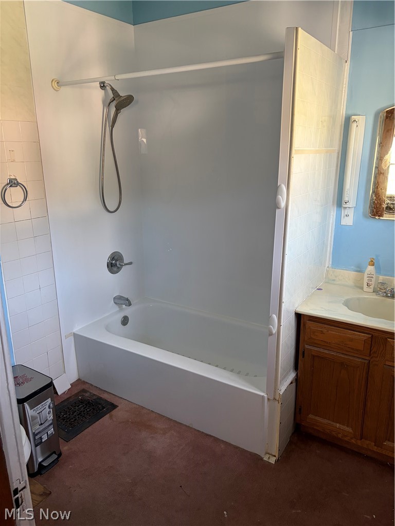 318 4th Street Lowell OH 45744