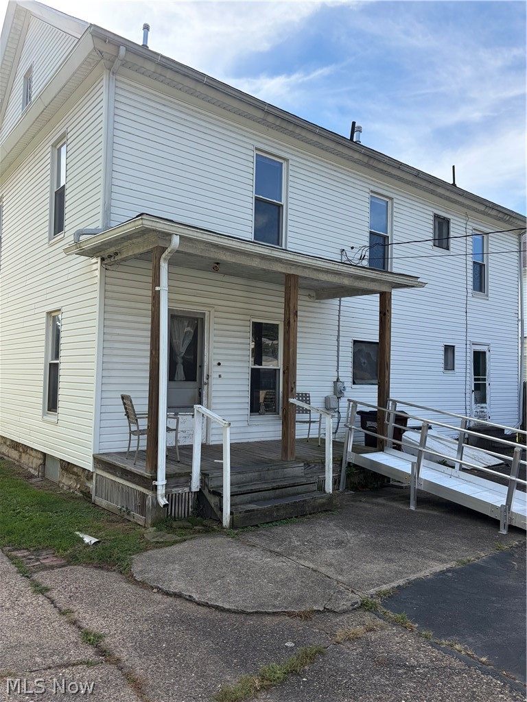 318 4th Street Lowell OH 45744