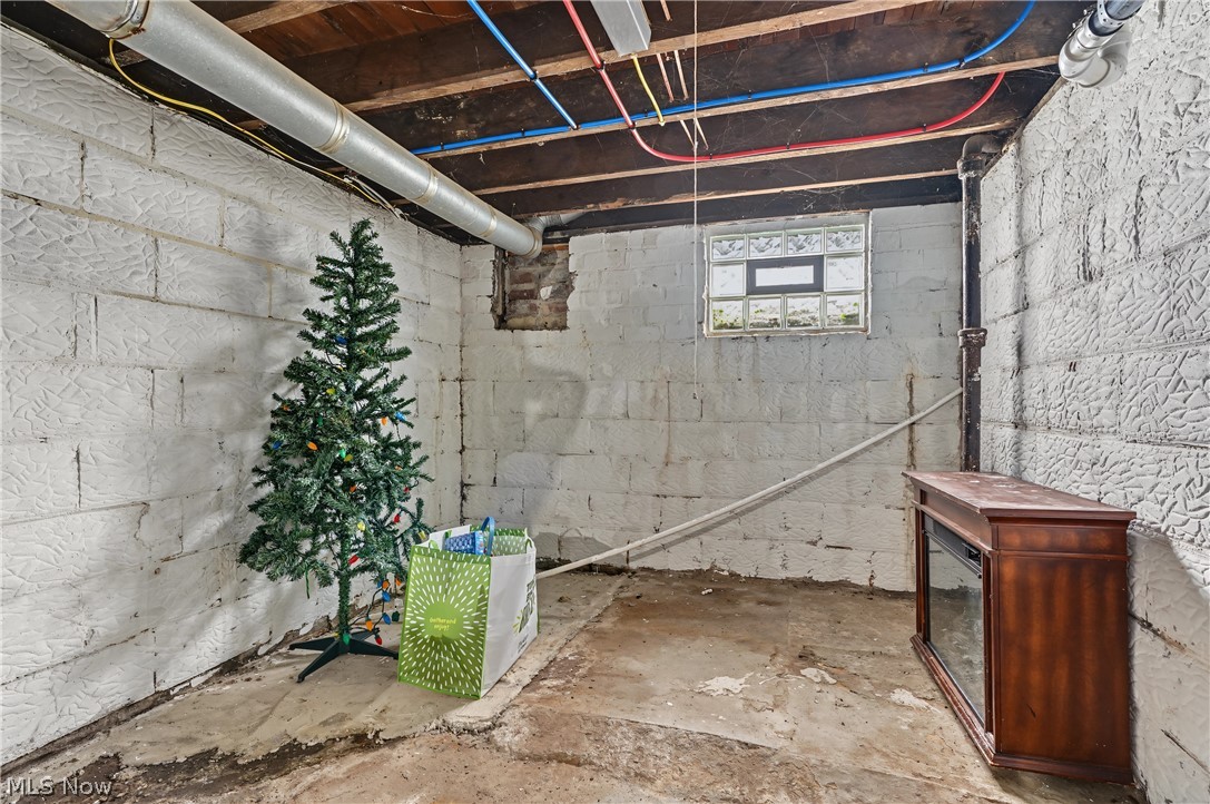 337-339 S 15th Street Sebring OH 44672