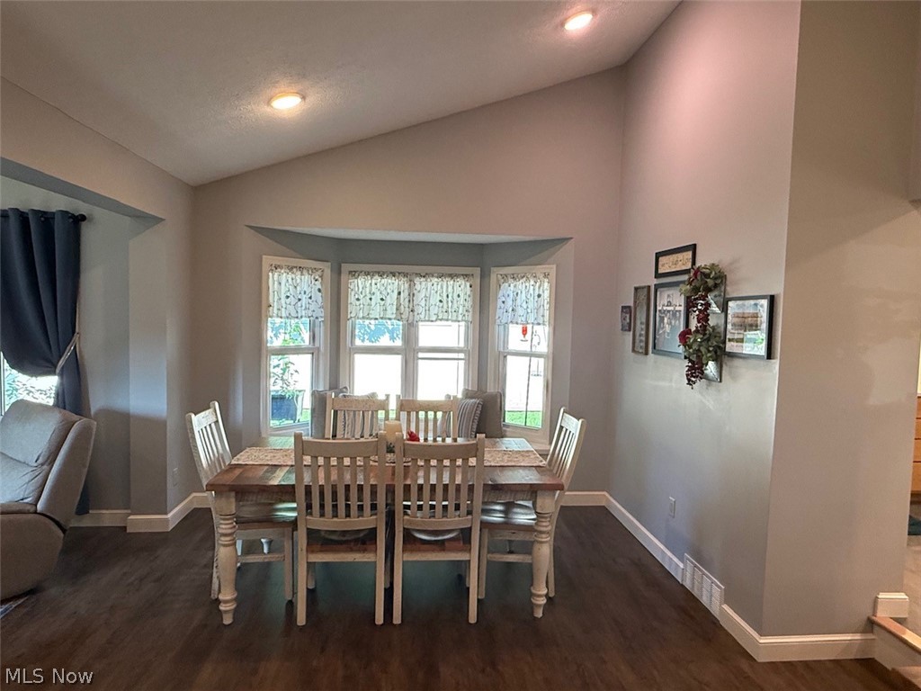 112 Karns Drive Dover OH 44622