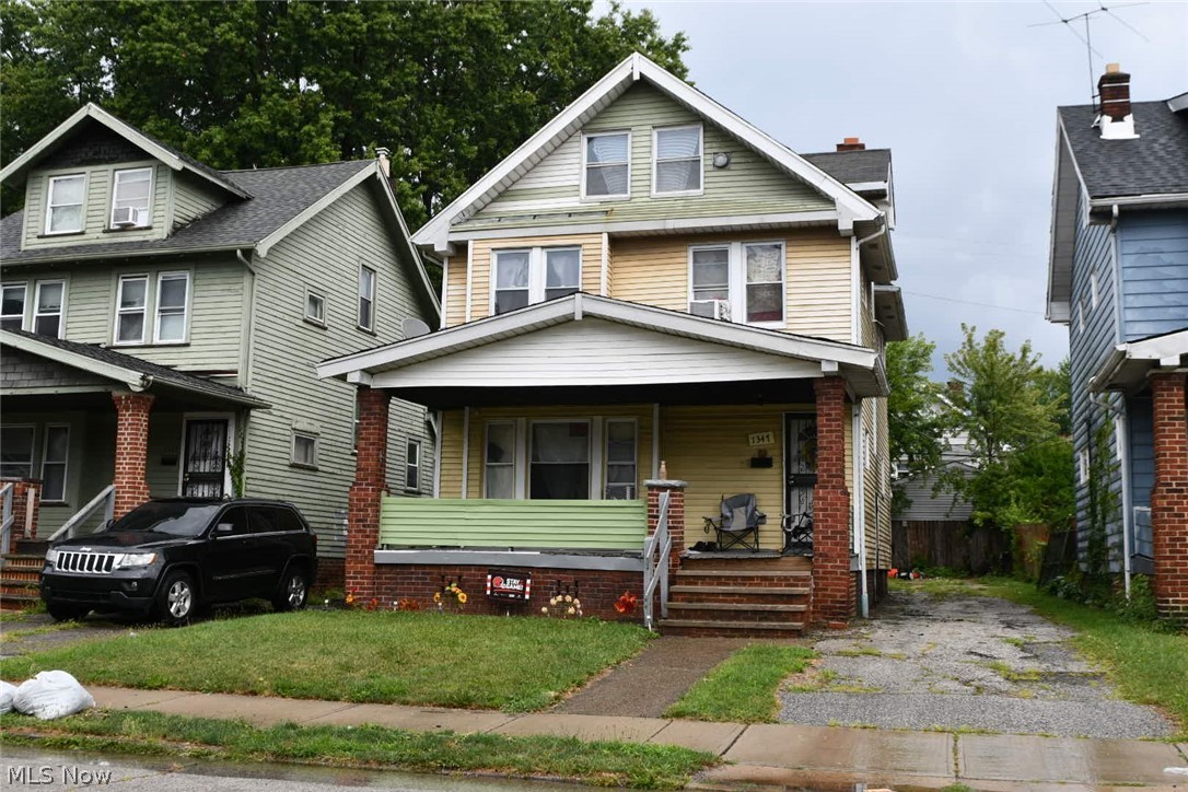 1347 Elwood Road East Cleveland OH 44112