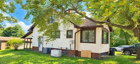 1616 Gross Avenue NE Canton OH 44705