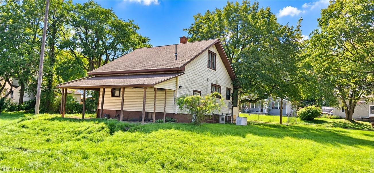 1616 Gross Avenue NE Canton OH 44705