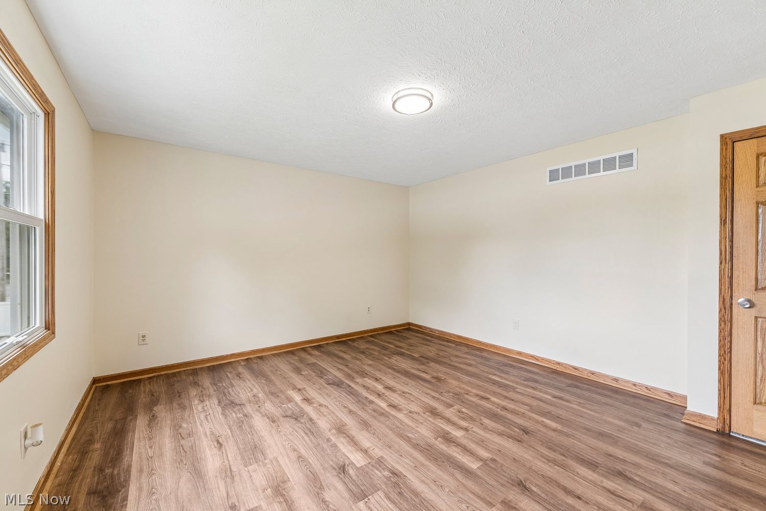 34993 Timberview Drive Avon OH 44011