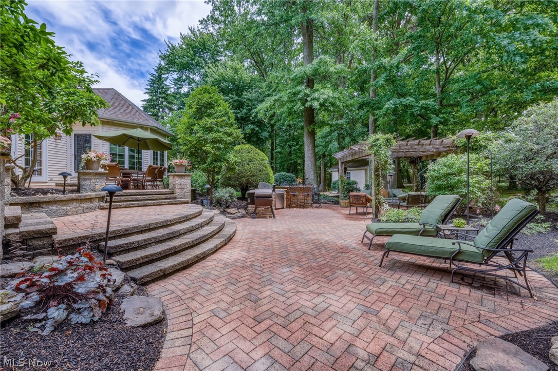 5808 Pinehurst Court Highland Heights OH 44143