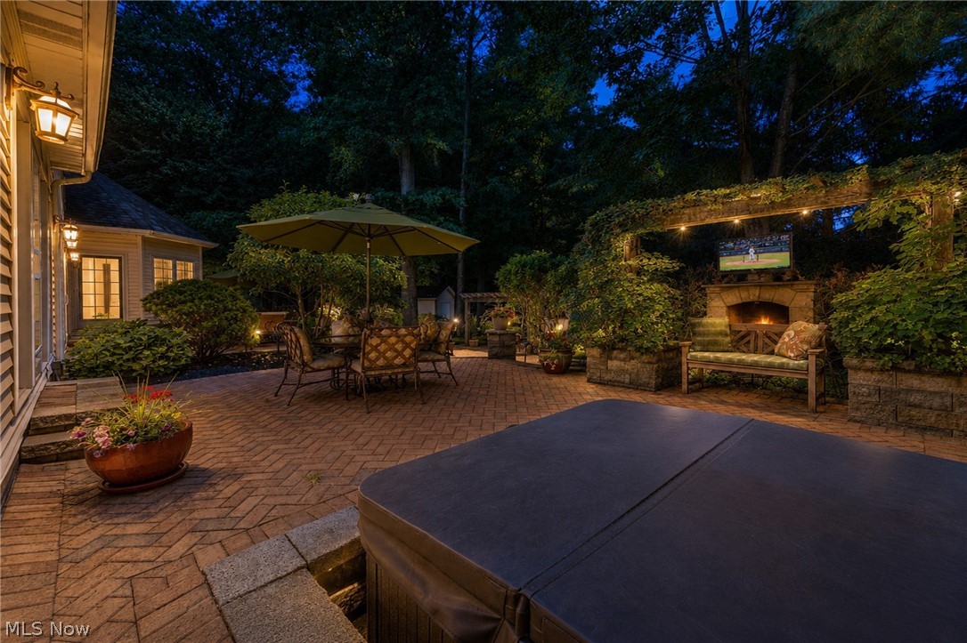 5808 Pinehurst Court Highland Heights OH 44143