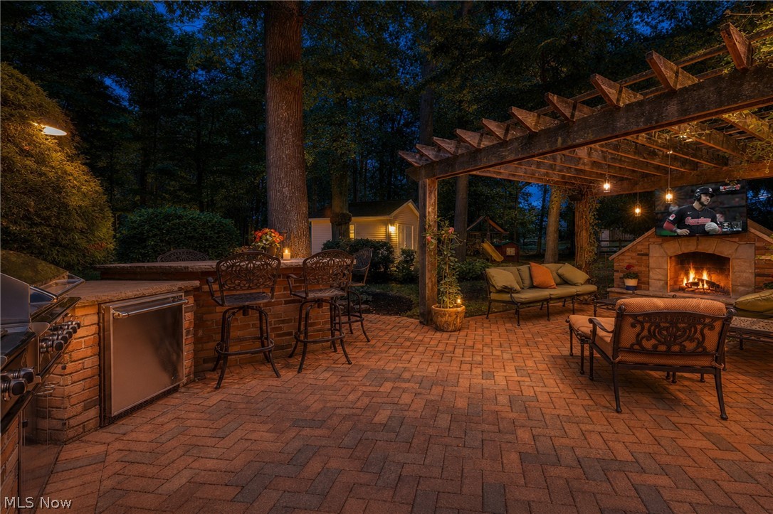 5808 Pinehurst Court Highland Heights OH 44143