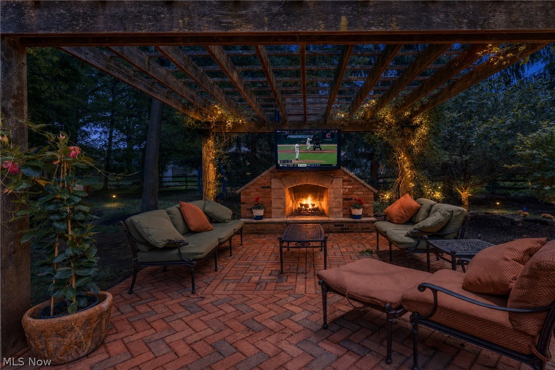5808 Pinehurst Court Highland Heights OH 44143
