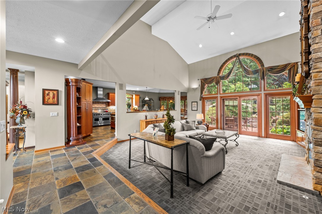 5808 Pinehurst Court Highland Heights OH 44143