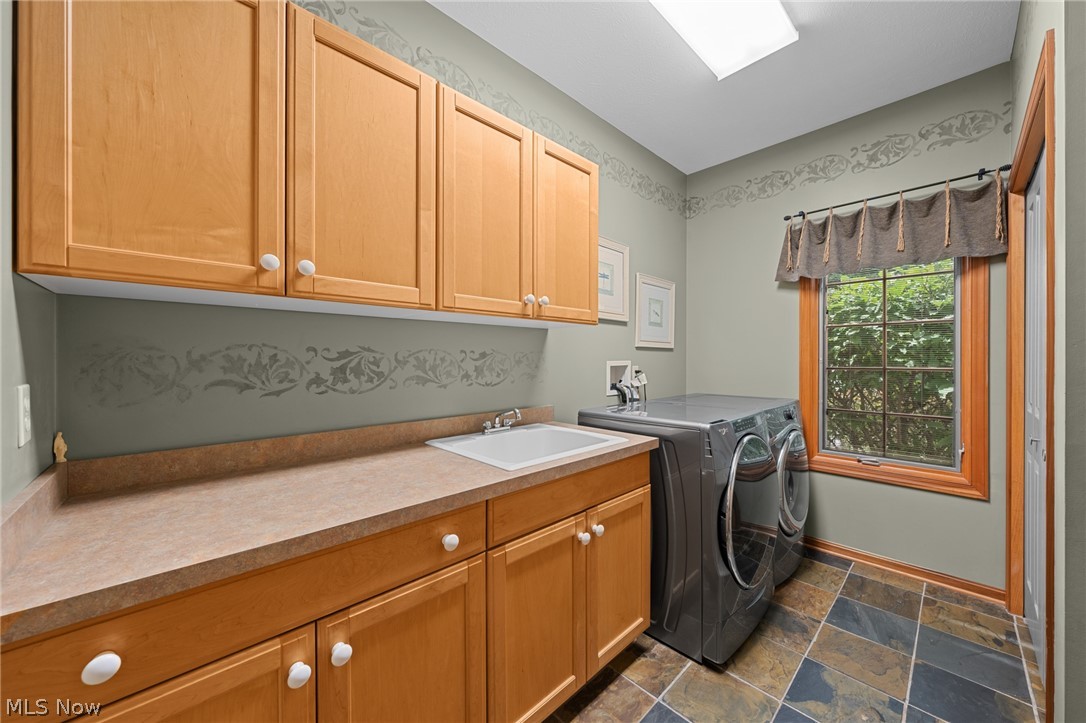 5808 Pinehurst Court Highland Heights OH 44143