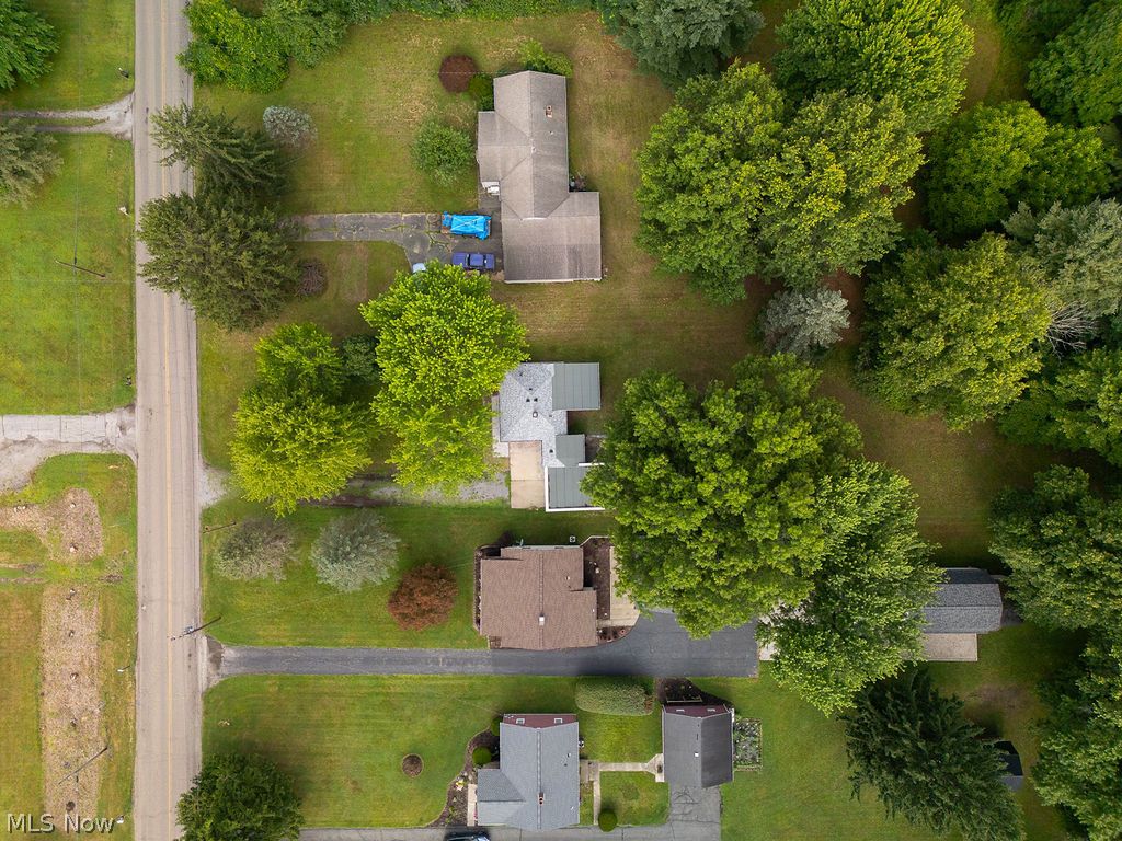 9309 Howland Springs Road SE Warren OH 44484
