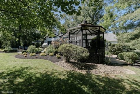 35600 Jackson Road Moreland Hills OH 44022