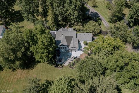 35600 Jackson Road Moreland Hills OH 44022