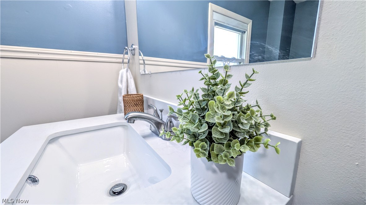 624 Buffalo Street Conneaut OH 44030