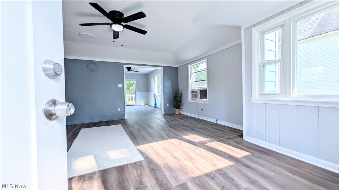 624 Buffalo Street Conneaut OH 44030