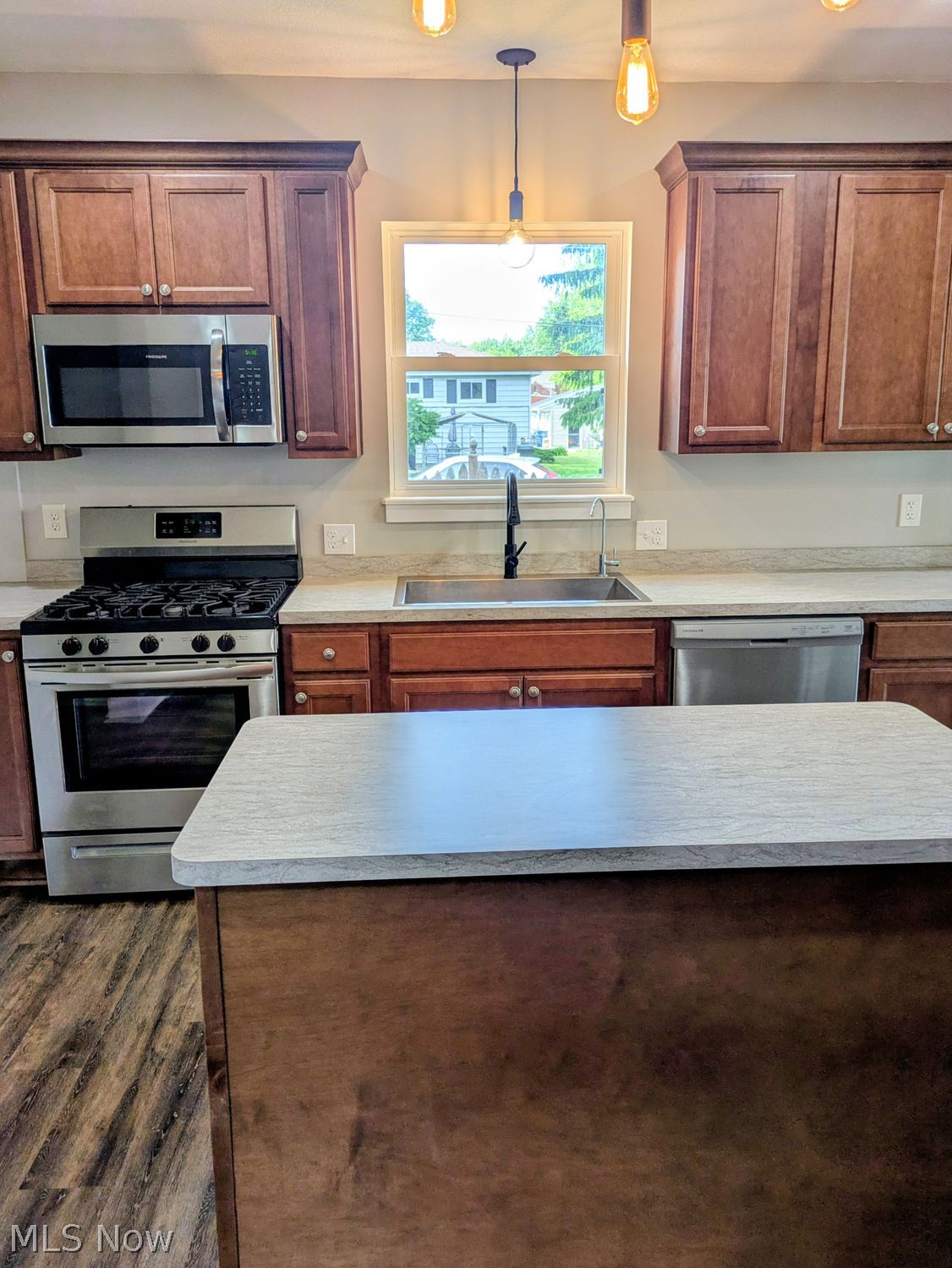 1013 Elm Street Grafton OH 44044
