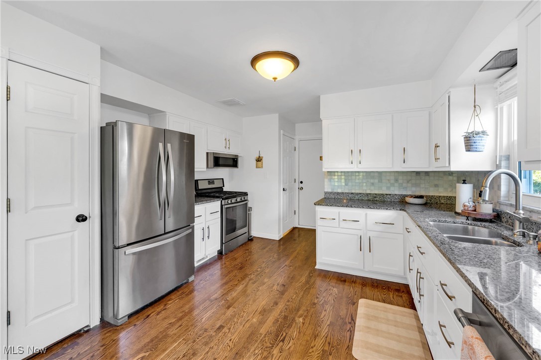 27028 Normandy Road Bay Village OH 44140