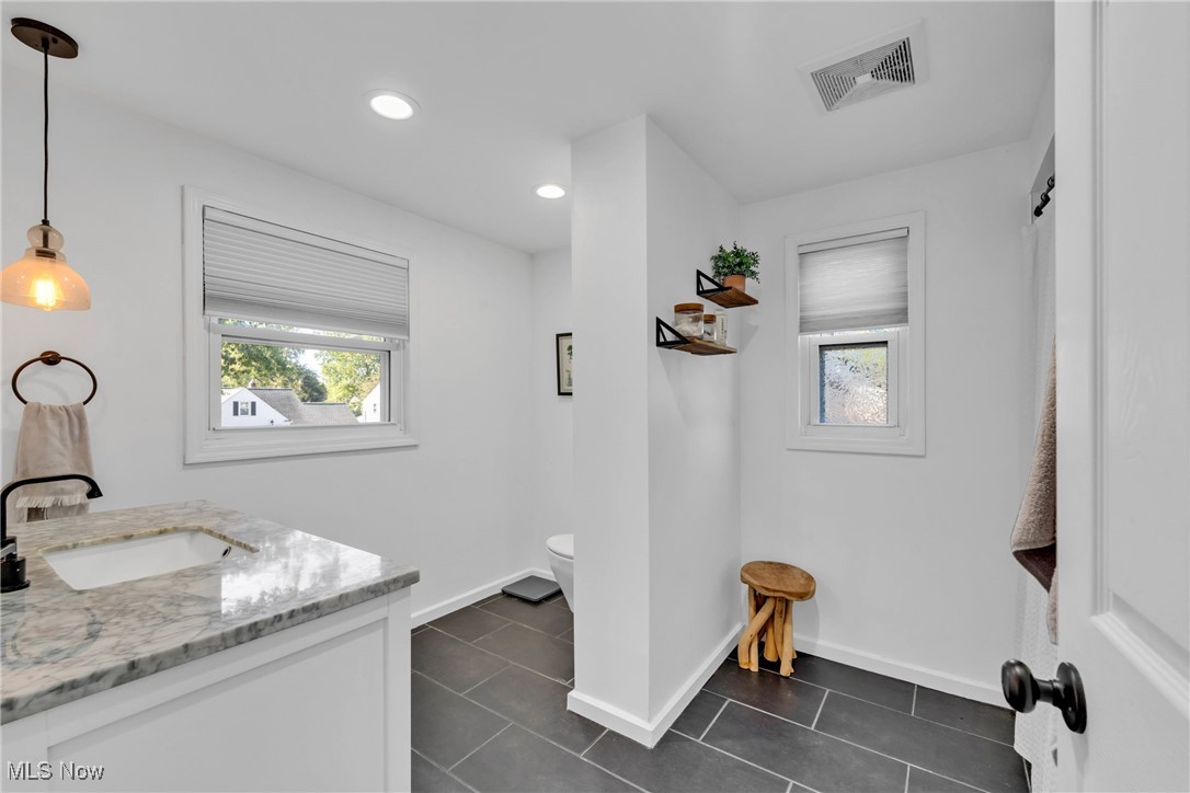 27028 Normandy Road Bay Village OH 44140