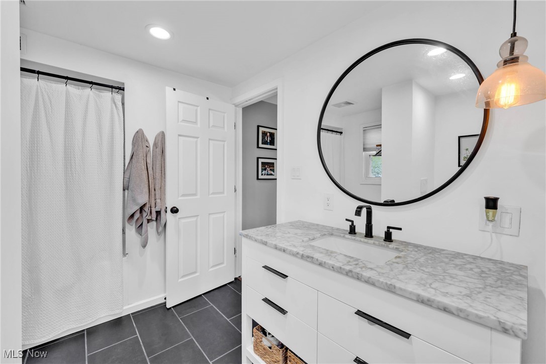 27028 Normandy Road Bay Village OH 44140