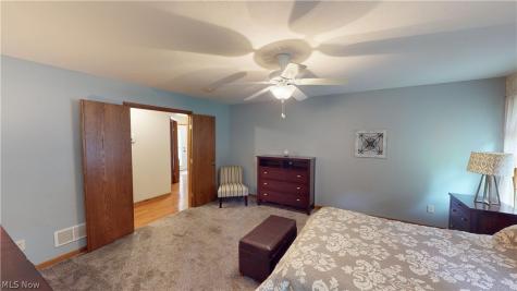 1299 Sheri Drive Kent OH 44240