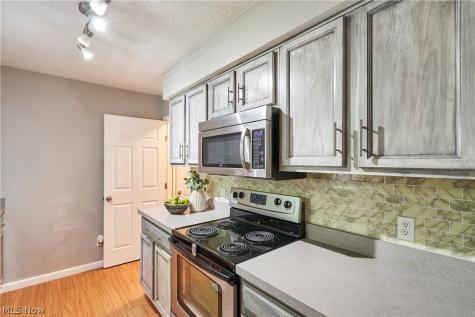 2808 Lynne Road Akron OH 44312